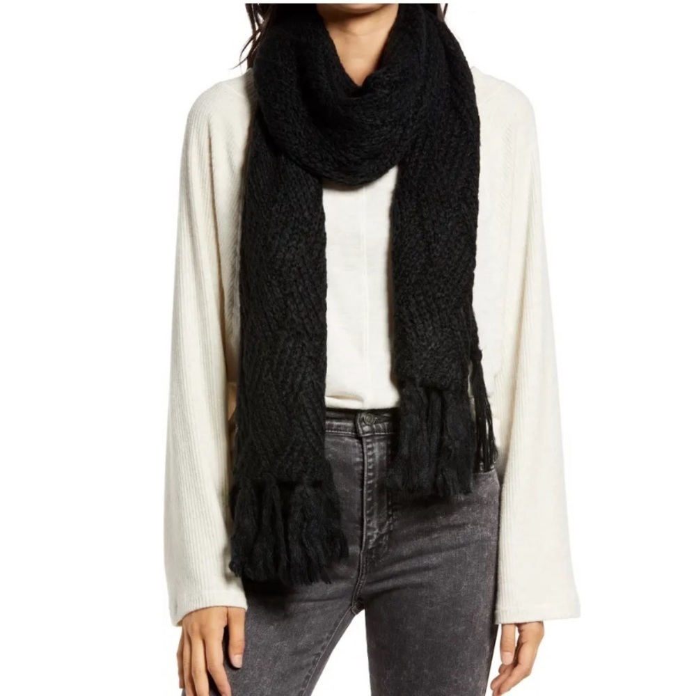 Treasure & Bond Fringe Stitch Scarf